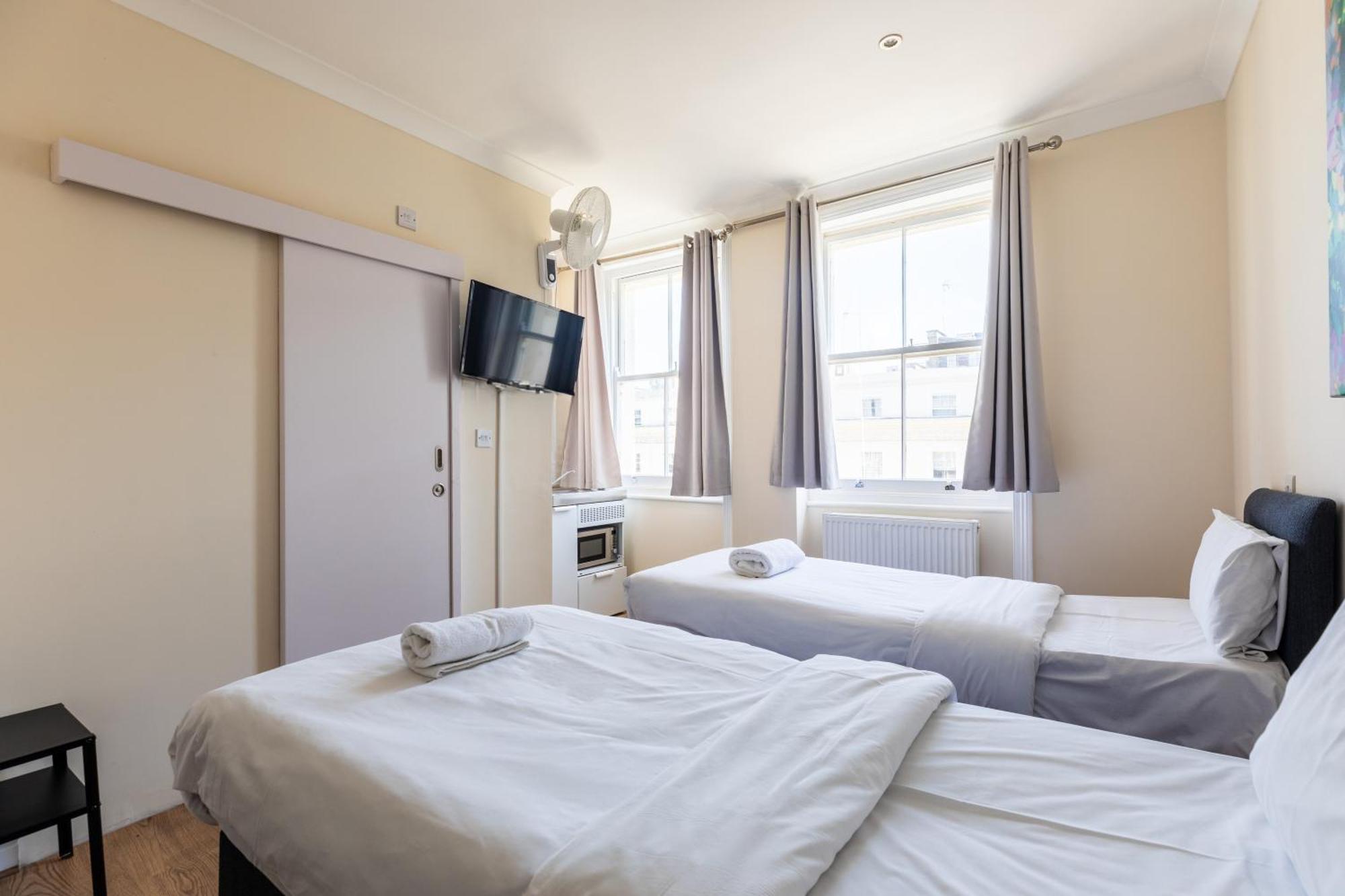 The Chapter Hotels - Hyde Park Londen Kamer foto