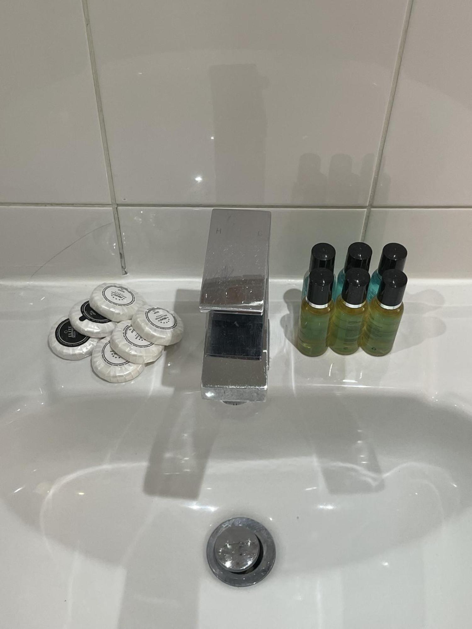 The Chapter Hotels - Hyde Park Londen Kamer foto